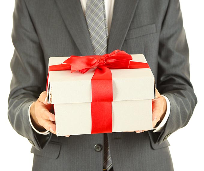 Política Regalos y Agradecimientos